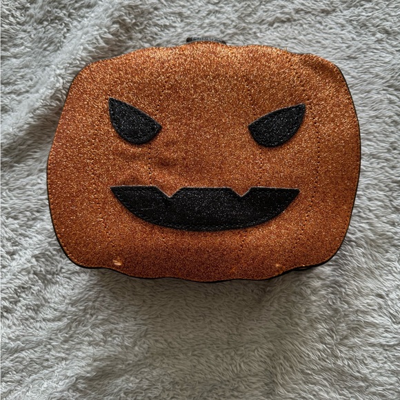 Pumpkin Purse - Picture 2 of 4